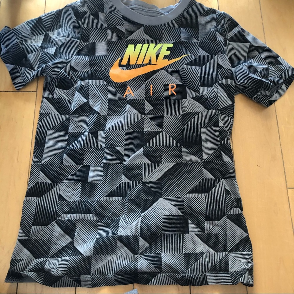 Nike Air boys tee